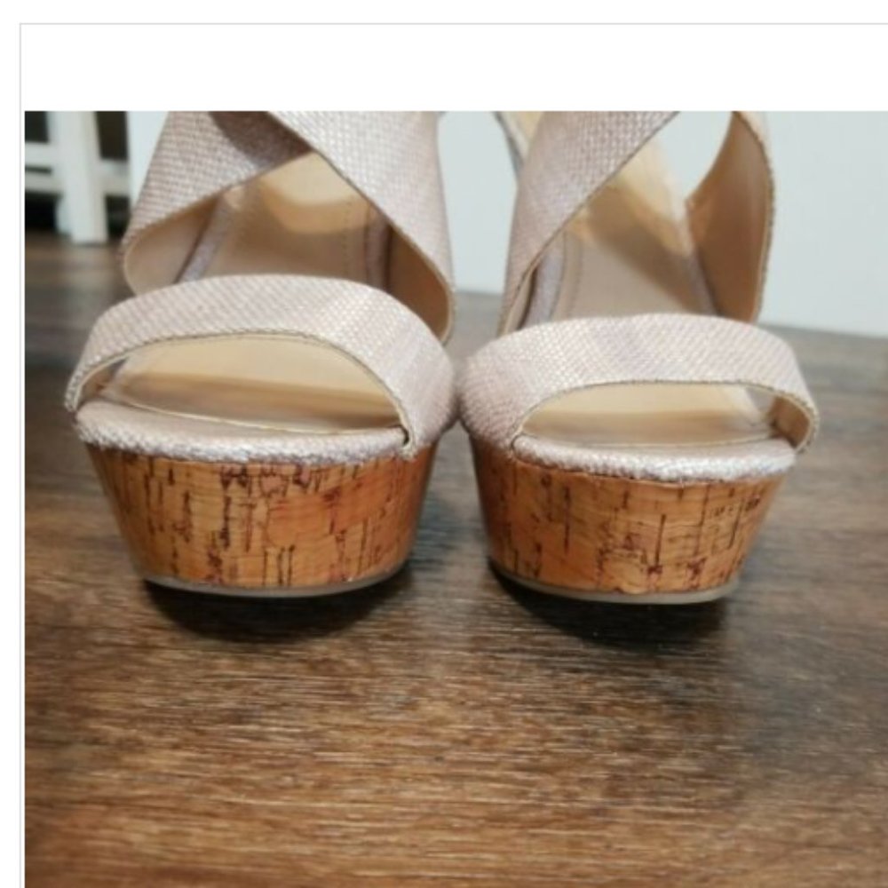 Bcbgeneration Sandals Platform Wedge High - image 7